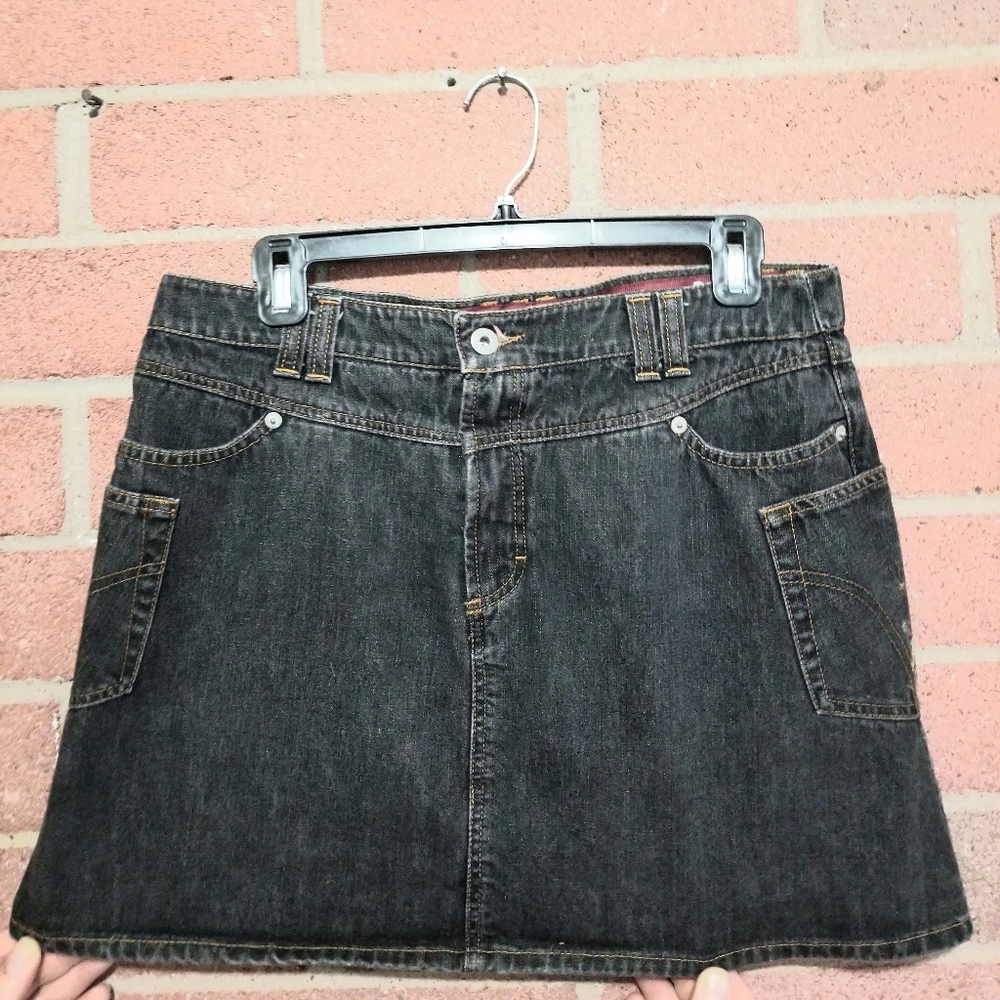 Dolce and gabbana mini skirt